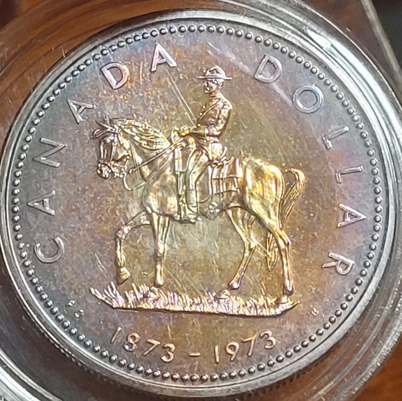 Rainbow toned silver proof 1973 Canadian dollar - Picture 2 of 5